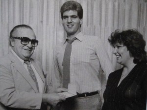 I learned how to pose at award's ceremonies by copying Joan Crawford.