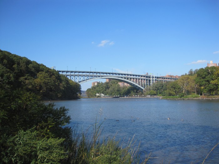 You see that bridge?  I'm going to walk across the pedestrian walkway on the lower level.  Fool that I am.